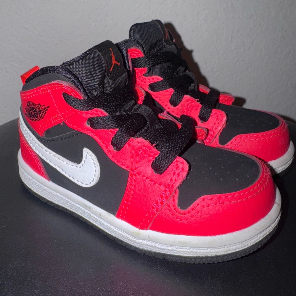 Nike Jordan 1 Mid Black Infrared 23 White TD 640735-061 Toddler Baby Size 5C